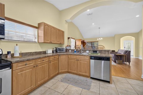 Casa en alquiler en Orlando, Florida, 3 dormitorios, 144.74 m2 № 2226689 - foto 12