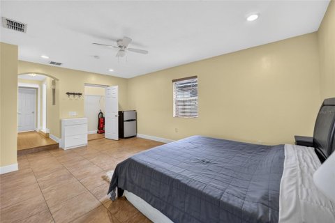 Casa en alquiler en Orlando, Florida, 3 dormitorios, 144.74 m2 № 2226689 - foto 20
