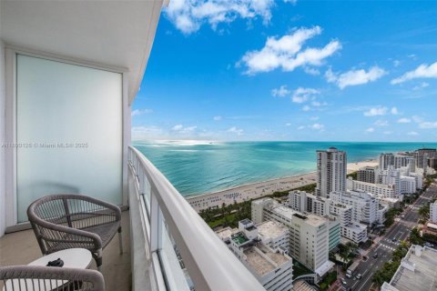 Copropriété à vendre à Miami Beach, Floride: 48.87 m2 № 1946596 - photo 1