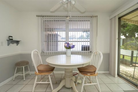 House in Holiday, Florida 2 bedrooms, 111.48 sq.m. № 1902066 - photo 14