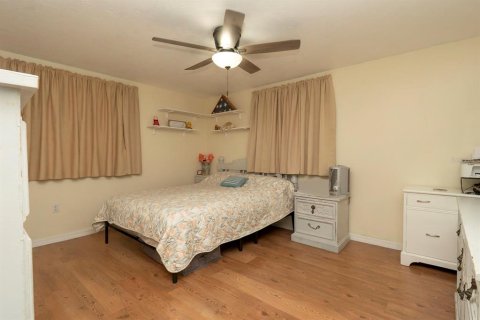 House in Holiday, Florida 2 bedrooms, 111.48 sq.m. № 1902066 - photo 16