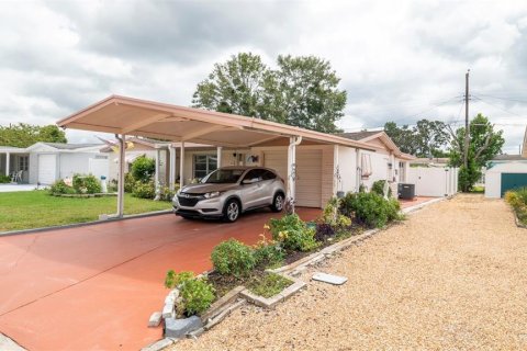 House in Holiday, Florida 2 bedrooms, 111.48 sq.m. № 1902066 - photo 21