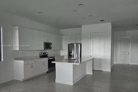 House in Ave Maria, Florida 4 bedrooms № 2074944 - photo 4