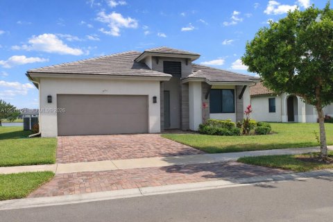 House in Ave Maria, Florida 4 bedrooms № 2074944 - photo 10