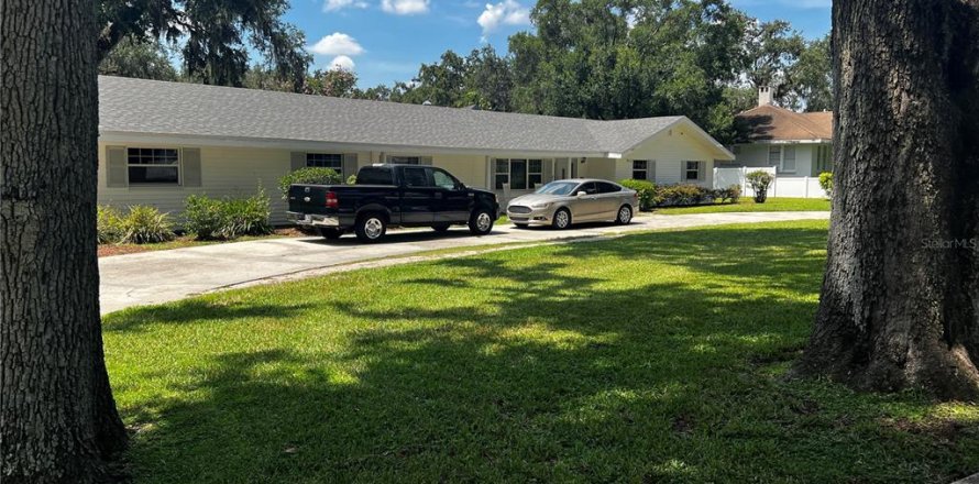 Casa en Bartow, Florida 4 dormitorios, 270.9 m2 № 1829739
