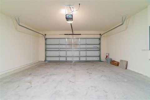 House in Wesley Chapel, Florida 3 bedrooms, 182.18 sq.m. № 2238349 - photo 14