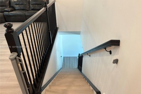 Купить виллу или дом в Уэст-Палм-Бич, Флорида 3 спальни, 213.68м2, № 2025742 - фото 9