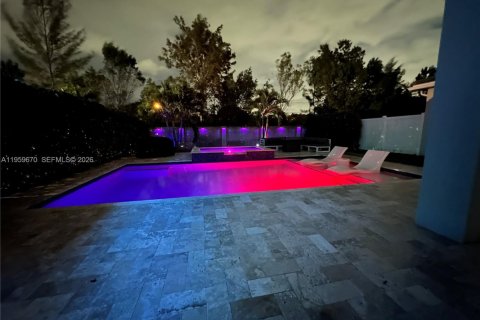 Купить виллу или дом в Уэст-Палм-Бич, Флорида 3 спальни, 213.68м2, № 2025742 - фото 28