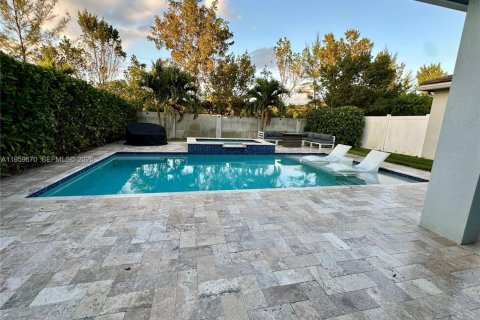 Купить виллу или дом в Уэст-Палм-Бич, Флорида 3 спальни, 213.68м2, № 2025742 - фото 27