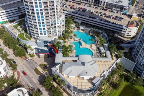 Condo in Tampa, Florida, 2 bedrooms  № 2223029 - photo 17