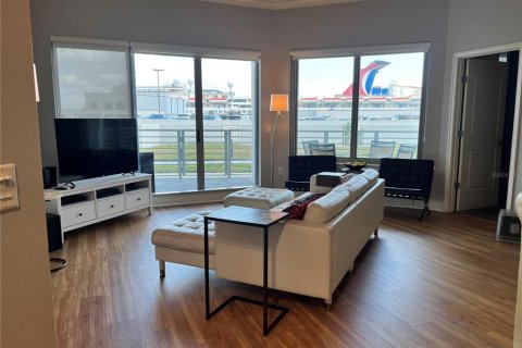Condo in Tampa, Florida, 2 bedrooms  № 2223029 - photo 14