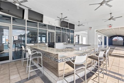 Condo in Tampa, Florida, 2 bedrooms  № 2223029 - photo 18