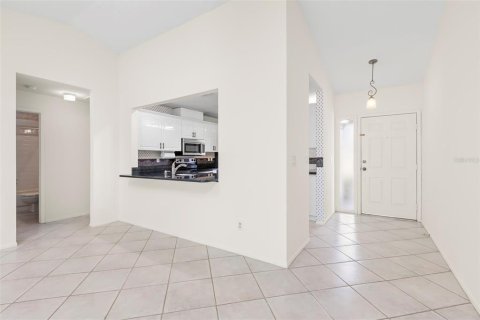 House in Saint Petersburg, Florida 3 bedrooms, 156.91 sq.m. № 2148776 - photo 26