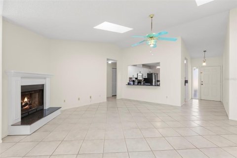 House in Saint Petersburg, Florida 3 bedrooms, 156.91 sq.m. № 2148776 - photo 6