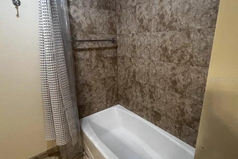 Снять в аренду кондоминиум в Клируотер, Флорида 7 комнат, 131.74м2, № 1899071 - фото 12