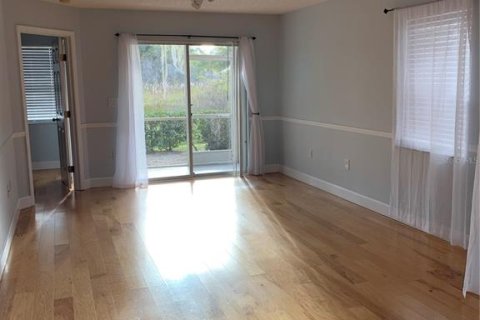 Condo in Kissimmee, Florida, 4 bedrooms  № 2143777 - photo 16