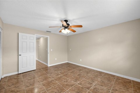 Villa ou maison à vendre à Tarpon Springs, Floride: 3 chambres, 179.21 m2 № 2353344 - photo 19