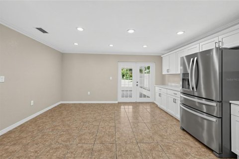 Villa ou maison à vendre à Tarpon Springs, Floride: 3 chambres, 179.21 m2 № 2353344 - photo 9