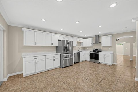 Villa ou maison à vendre à Tarpon Springs, Floride: 3 chambres, 179.21 m2 № 2353344 - photo 11
