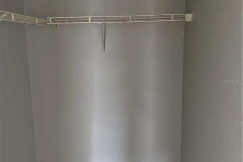 Condo in Kissimmee, Florida, 1 bedroom № 1843054 - photo 7