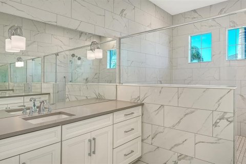 Villa ou maison à vendre à Lakewood Ranch, Floride: 4 chambres, 384.06 m2 № 2423925 - photo 27
