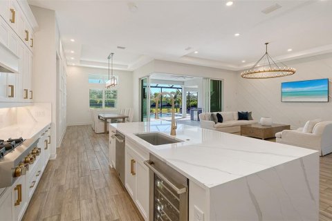Villa ou maison à vendre à Lakewood Ranch, Floride: 4 chambres, 384.06 m2 № 2423925 - photo 16