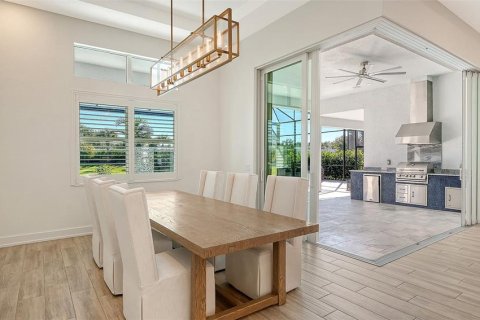 Villa ou maison à vendre à Lakewood Ranch, Floride: 4 chambres, 384.06 m2 № 2423925 - photo 17