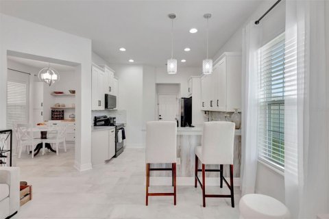 Casa en venta en Orlando, Florida, 4 dormitorios, 192.96 m2 № 1885637 - foto 11