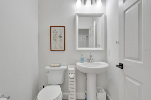 Casa en venta en Orlando, Florida, 4 dormitorios, 192.96 m2 № 1885637 - foto 16
