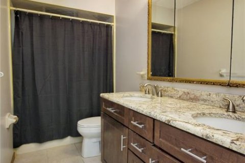 Casa en venta en Edgewater, Florida, 4 dormitorios, 277.22 m2 № 2383632 - foto 10