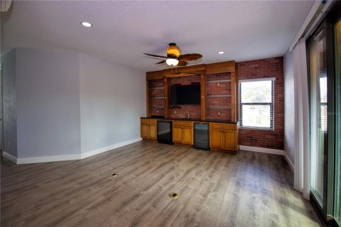 Casa en venta en Edgewater, Florida, 4 dormitorios, 277.22 m2 № 2383632 - foto 27