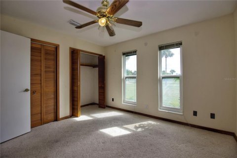 Casa en venta en Edgewater, Florida, 4 dormitorios, 277.22 m2 № 2383632 - foto 12