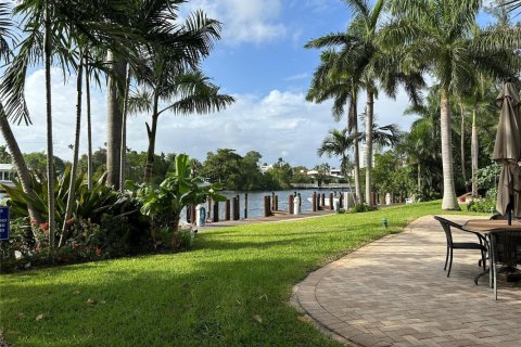 Copropriété à louer à Fort Lauderdale, Floride: 2 chambres, 118.26 m2 № 2261707 - photo 12