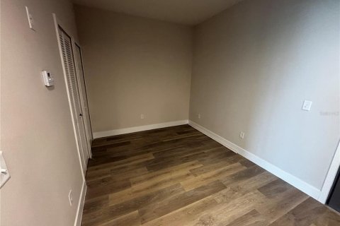 Condo in Orlando, Florida, 1 bedroom  № 2234660 - photo 10