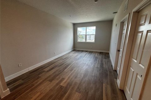 Condo in Orlando, Florida, 1 bedroom  № 2234660 - photo 14