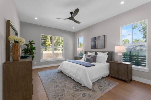 House in Orlando, Florida 5 bedrooms, 294.96 sq.m. № 1523565 - photo 27