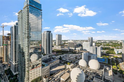 Condo in Miami, Florida, 1 bedroom  № 2081655 - photo 23