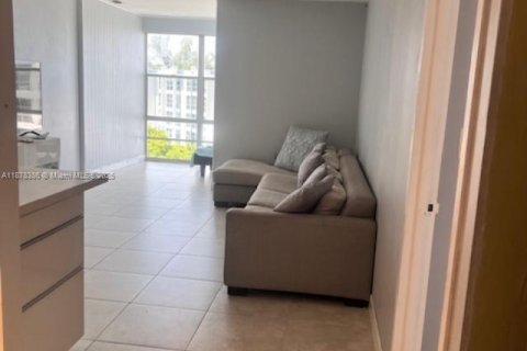 Copropriété à louer à Sunny Isles Beach, Floride: 1 chambre, 49.8 m2 № 1923408 - photo 6