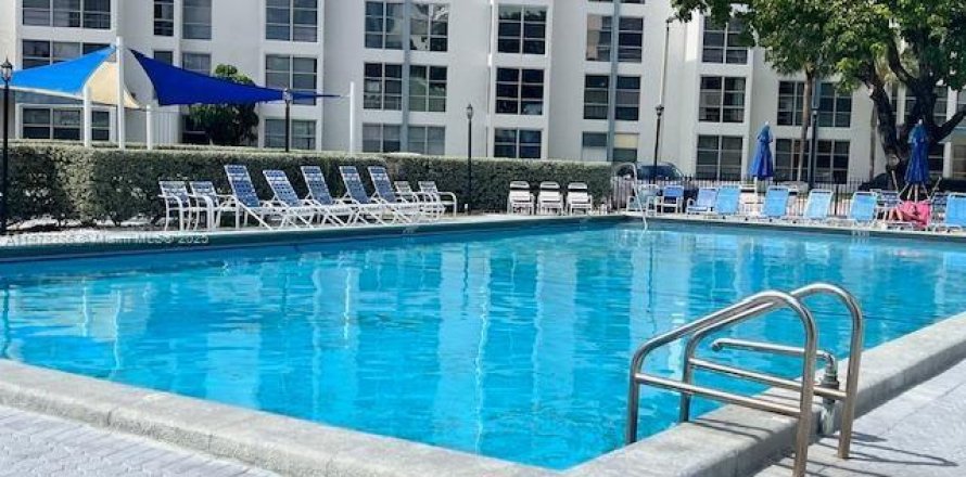 Condo à Sunny Isles Beach, Floride, 1 chambre № 1923408