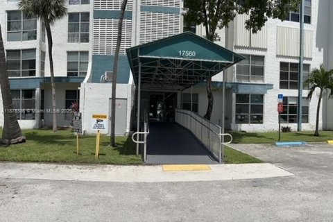 Copropriété à louer à Sunny Isles Beach, Floride: 1 chambre, 49.8 m2 № 1923408 - photo 4