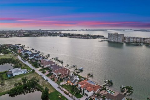 Villa ou maison à vendre à Saint Petersburg, Floride: 5 chambres, 338.91 m2 № 1767941 - photo 3