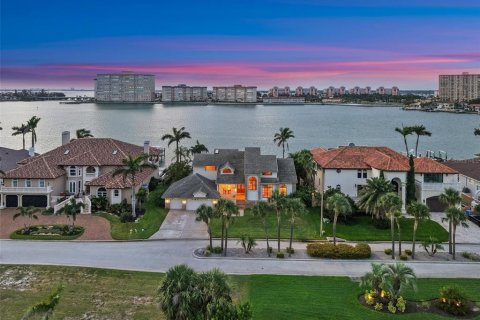 Villa ou maison à vendre à Saint Petersburg, Floride: 5 chambres, 338.91 m2 № 1767941 - photo 4