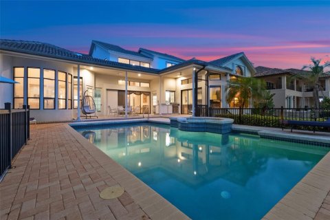 Villa ou maison à vendre à Saint Petersburg, Floride: 5 chambres, 338.91 m2 № 1767941 - photo 12