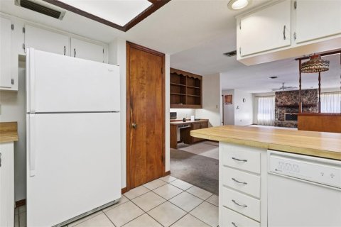 Casa en venta en Leesburg, Florida, 3 dormitorios, 172.8 m2 № 1905399 - foto 23