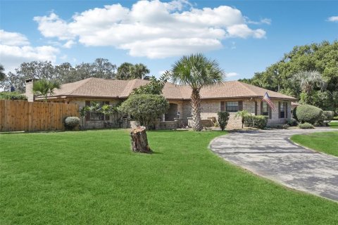 Villa ou maison à vendre à Leesburg, Floride: 3 chambres, 172.8 m2 № 1905399 - photo 1