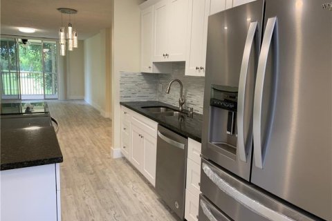 Copropriété à vendre à Plantation, Floride: 2 chambres, 94.3 m2 № 2083170 - photo 3