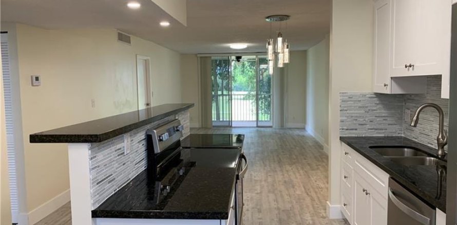 Condo à Plantation, Floride, 2 chambres  № 2083170