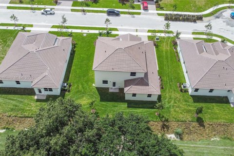 Снять в аренду виллу или дом в Хомстед, Флорида 2 спальни, № 1954497 - фото 5