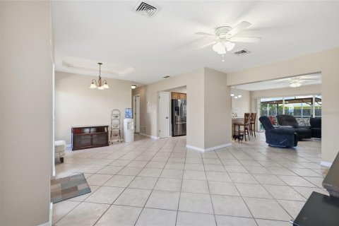 House in Venice, Florida 3 bedrooms, 150.87 sq.m. № 2424219 - photo 7