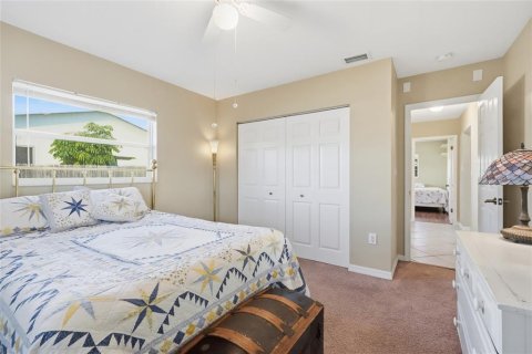 House in Venice, Florida 3 bedrooms, 150.87 sq.m. № 2424219 - photo 29